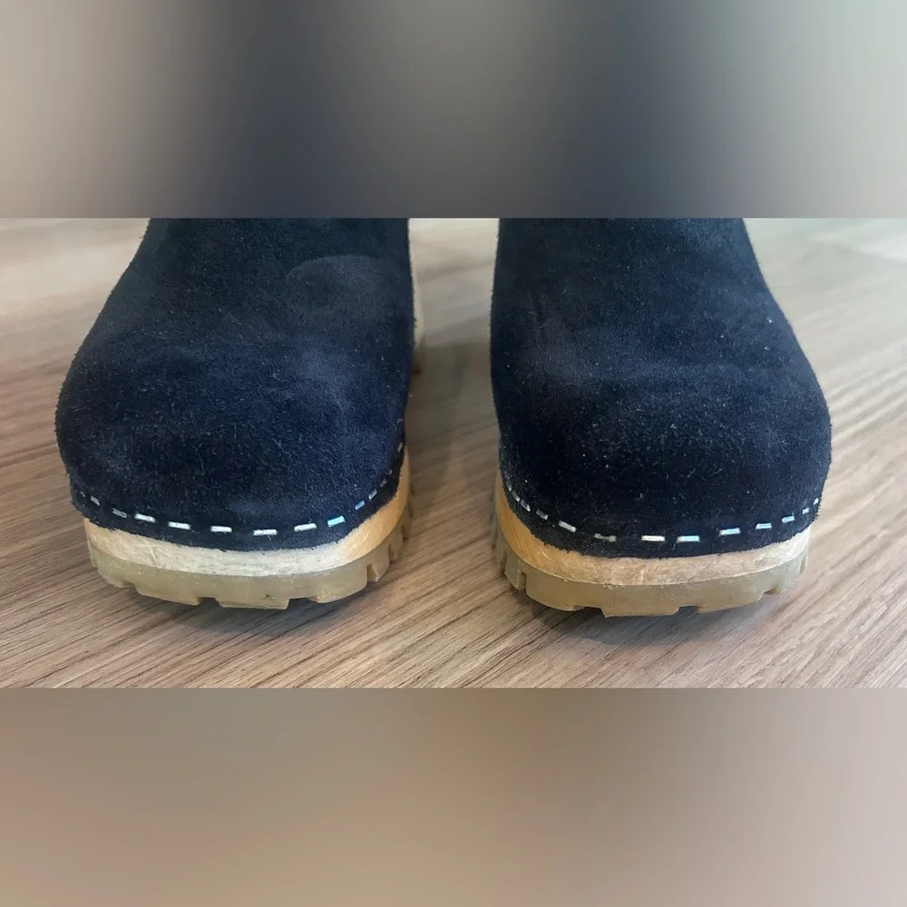Swedish Hasbeens Bootie Wood Heel Black Suede EU 36 US 6